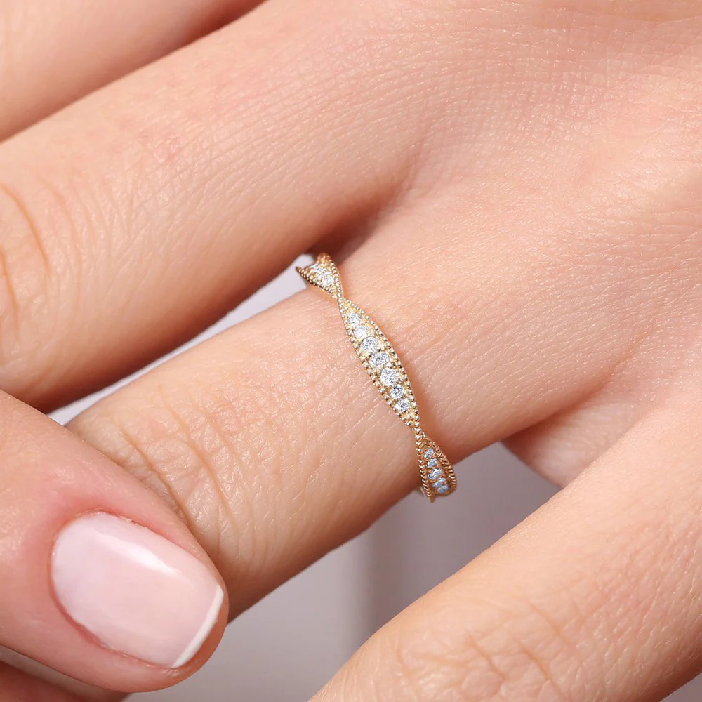 14K Gold Art Deco Graduating Diamond Full Eternity Ring - Image 2