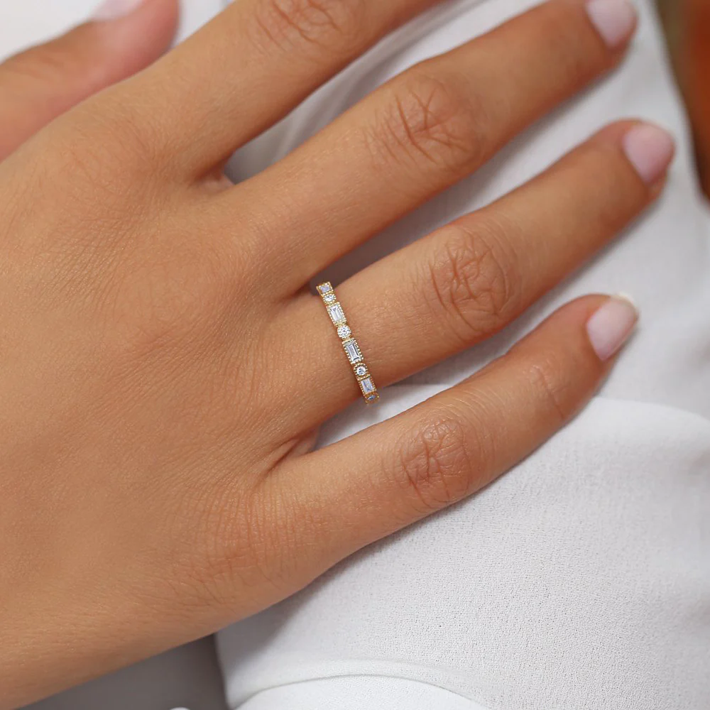 14K Gold Baguette and Round Diamond Ring - Image 3