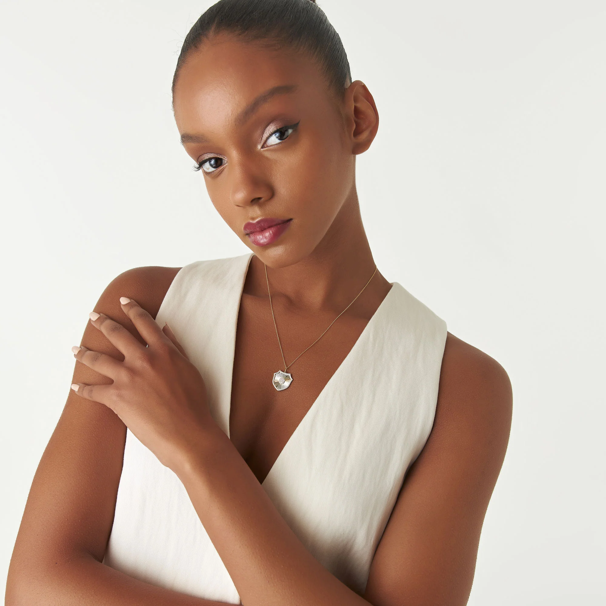 14k Diamond Shield Medallion Pendant - Image 3