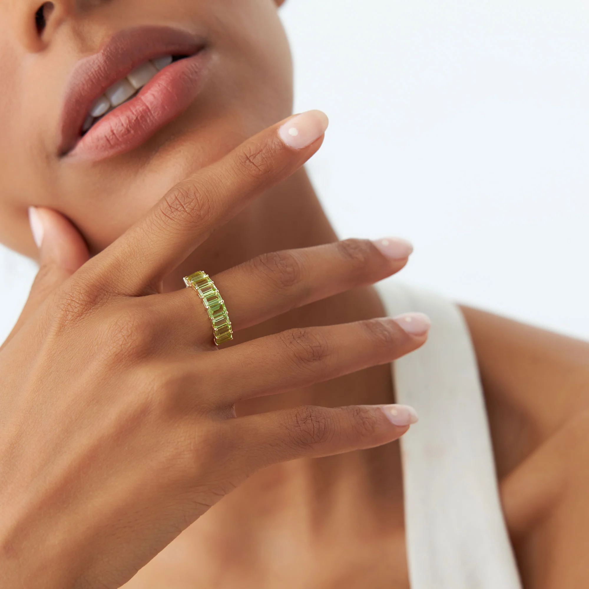 14k Emerald Cut Peridot Nine Stone Ring 2.35ctw - Image 3