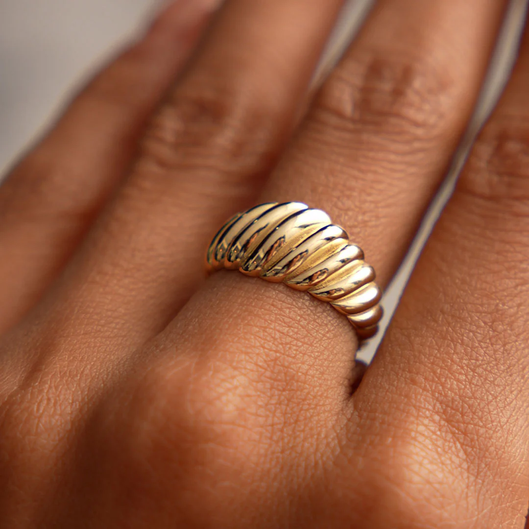 14k Gold Swirl Dome Bold Statement Ring - Image 7