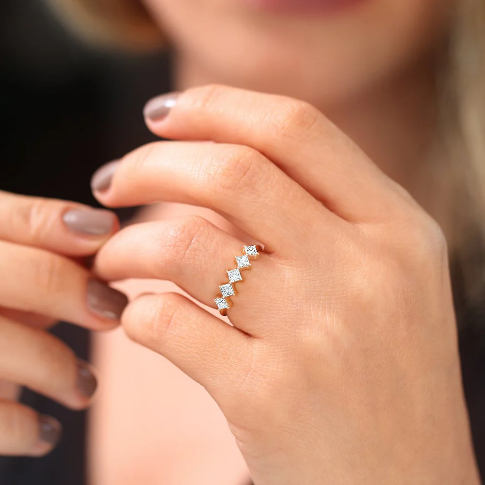 14k Princess Cut 5 Stone Diamond Wedding Ring - Image 4