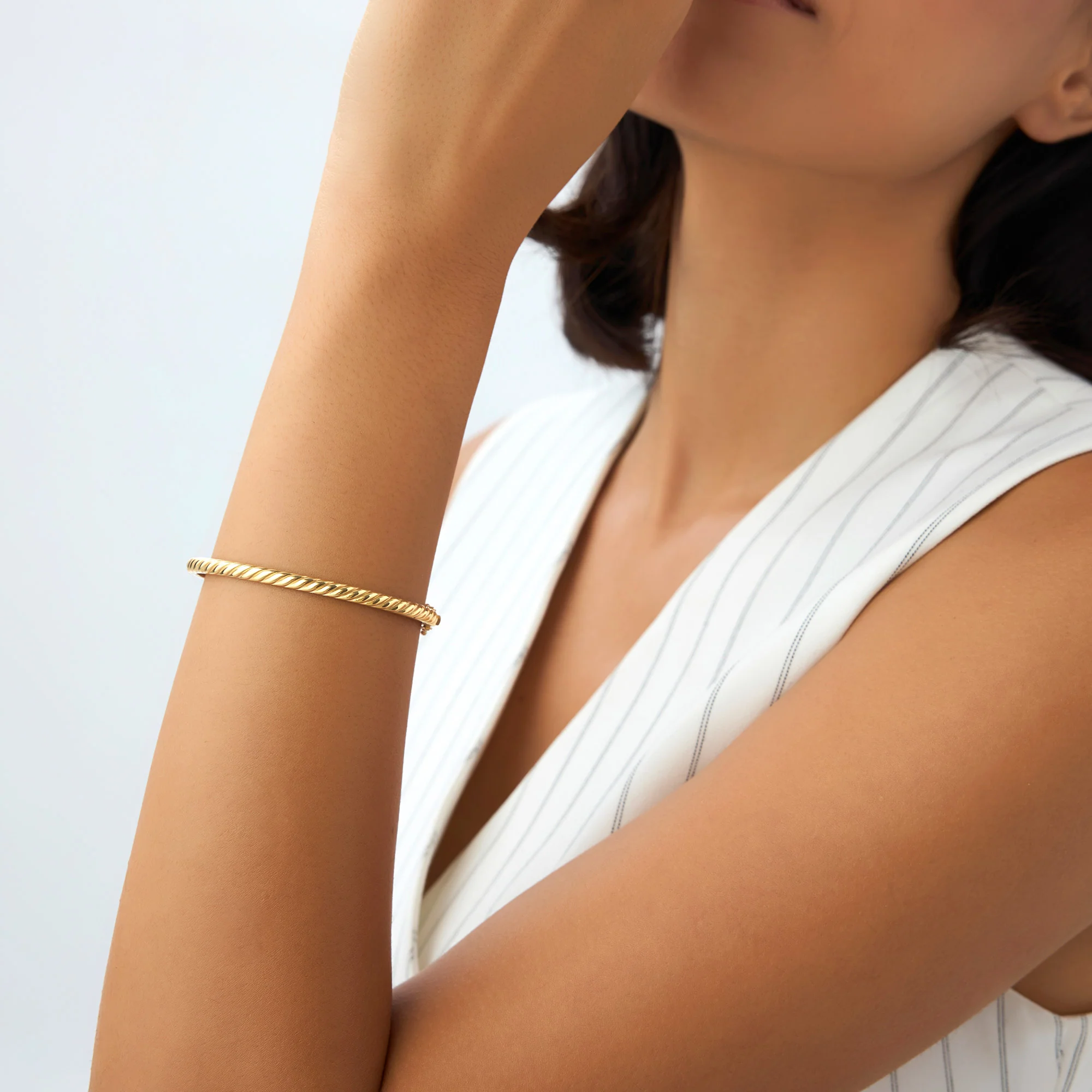 14K Twist Rope Dainty Cable Bangle - Image 5