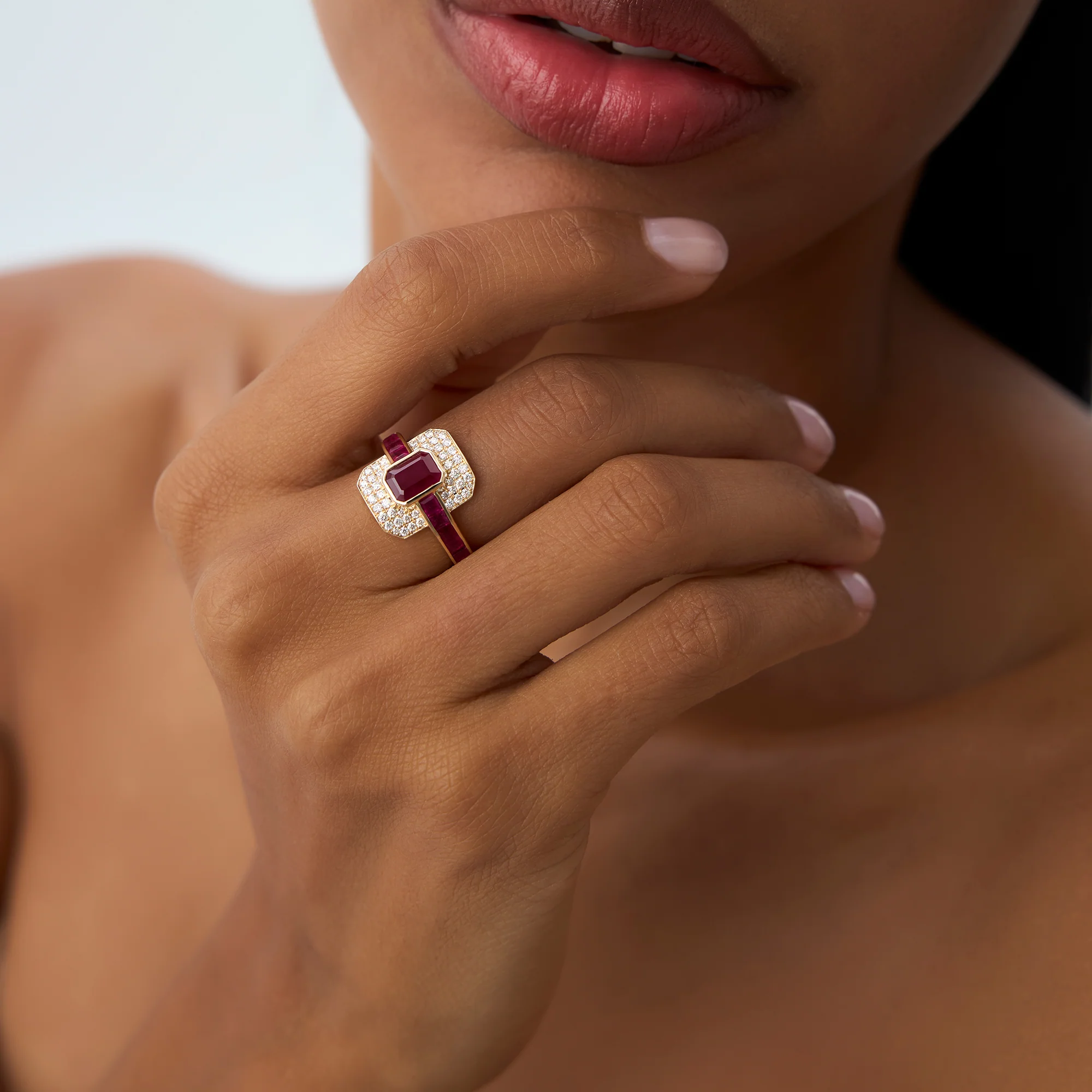 14k Unique Ruby and Diamond Art Deco Ring - Image 4