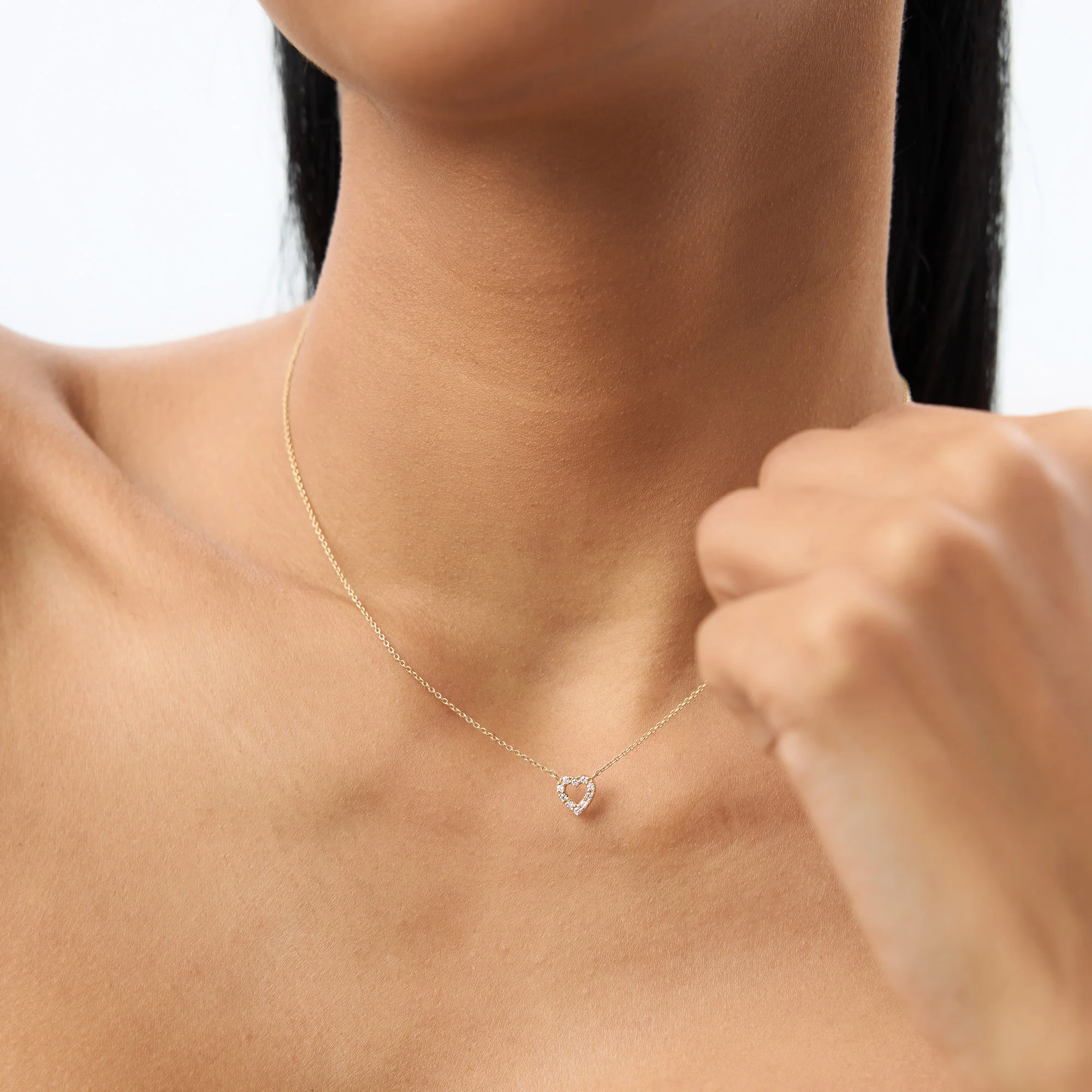 14K Gold Tiny Diamond Heart Necklace - Image 5